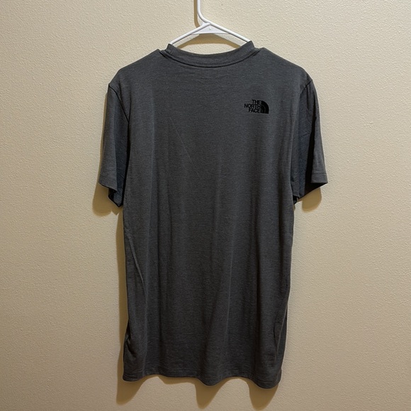 The North Face T-shirt, size medium, dark gray - Picture 2 of 3